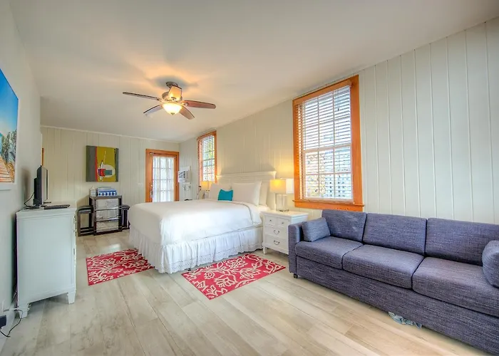 The Bartlum-Luxurious Studio